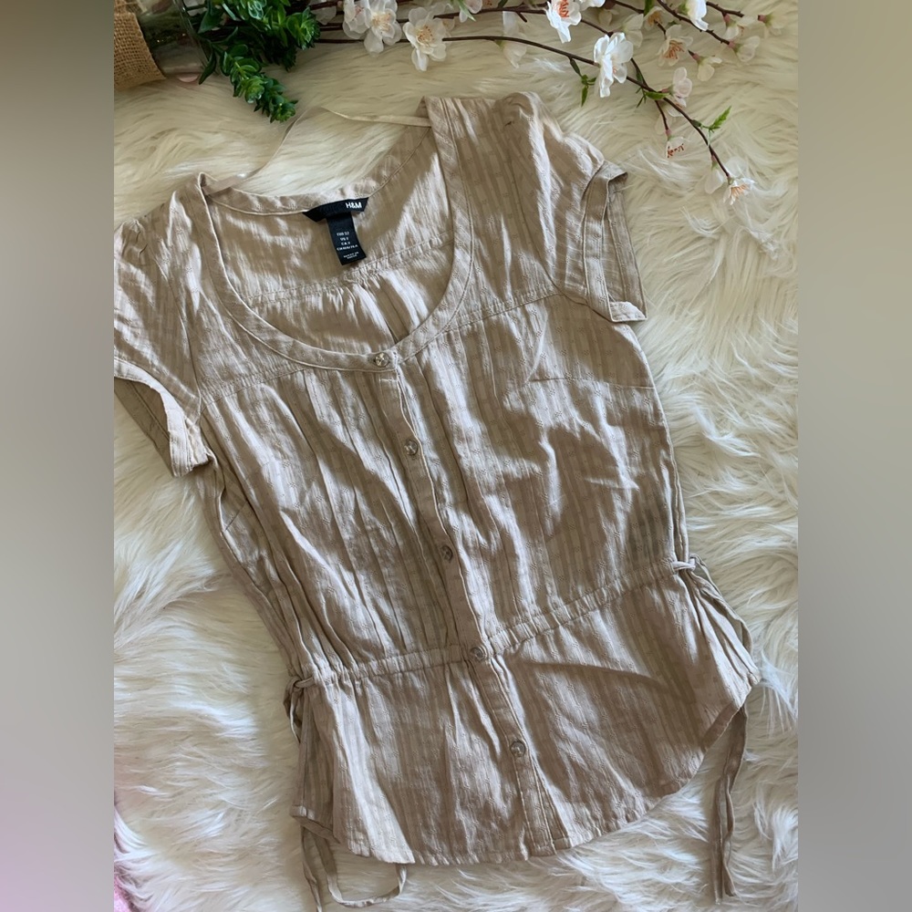 H&M Tie waisted Top